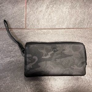 Lululemon wristlet